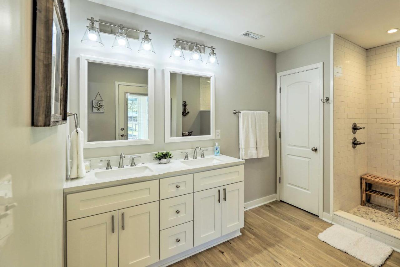 Beaufort Pad With Patio 3 Blocks To Waterfront! Exterior photo